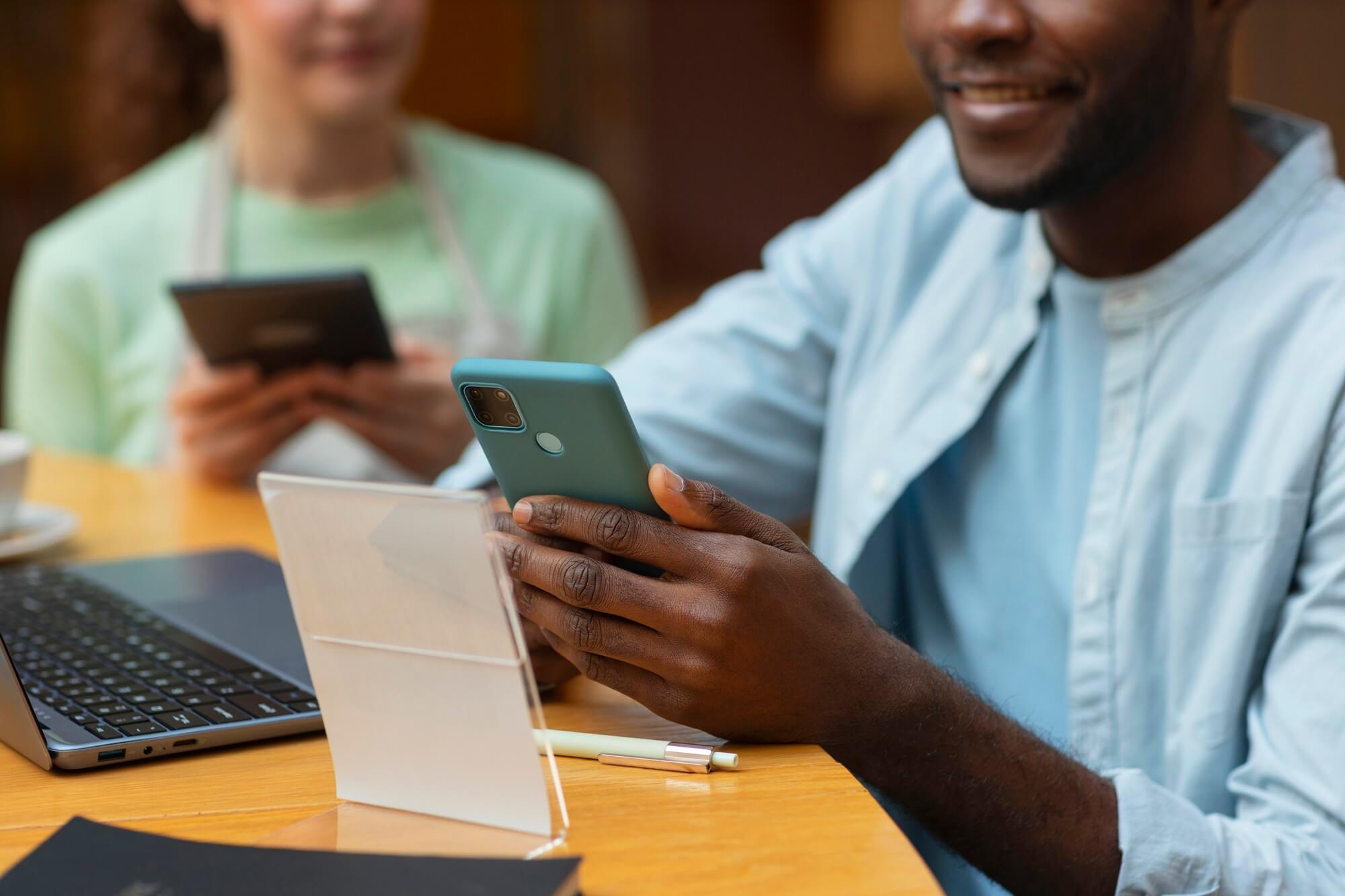 Mobile money : la nouvelle géographie de l’inclusion financière